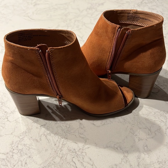 Peep Toe Heeled Bootie with Fringe Detail - Picture 4 of 6